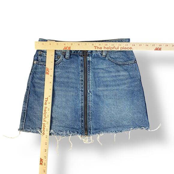 Free People Zipper‎ Front Denim Mini Skirt Womens Size 24 Blue Festival - Picture 3 of 7